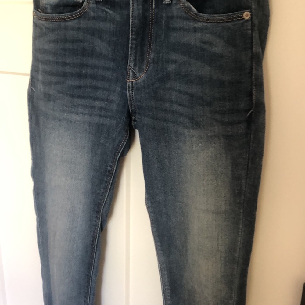 Express Mid Rise Legging Jeans - Picture 2 of 5